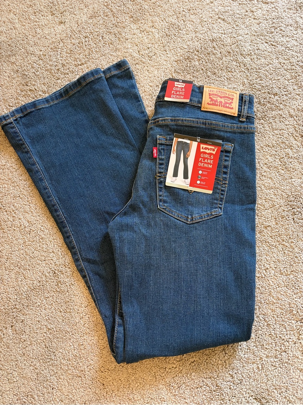NWT Levi's Dark Blue Bootcut Jeans